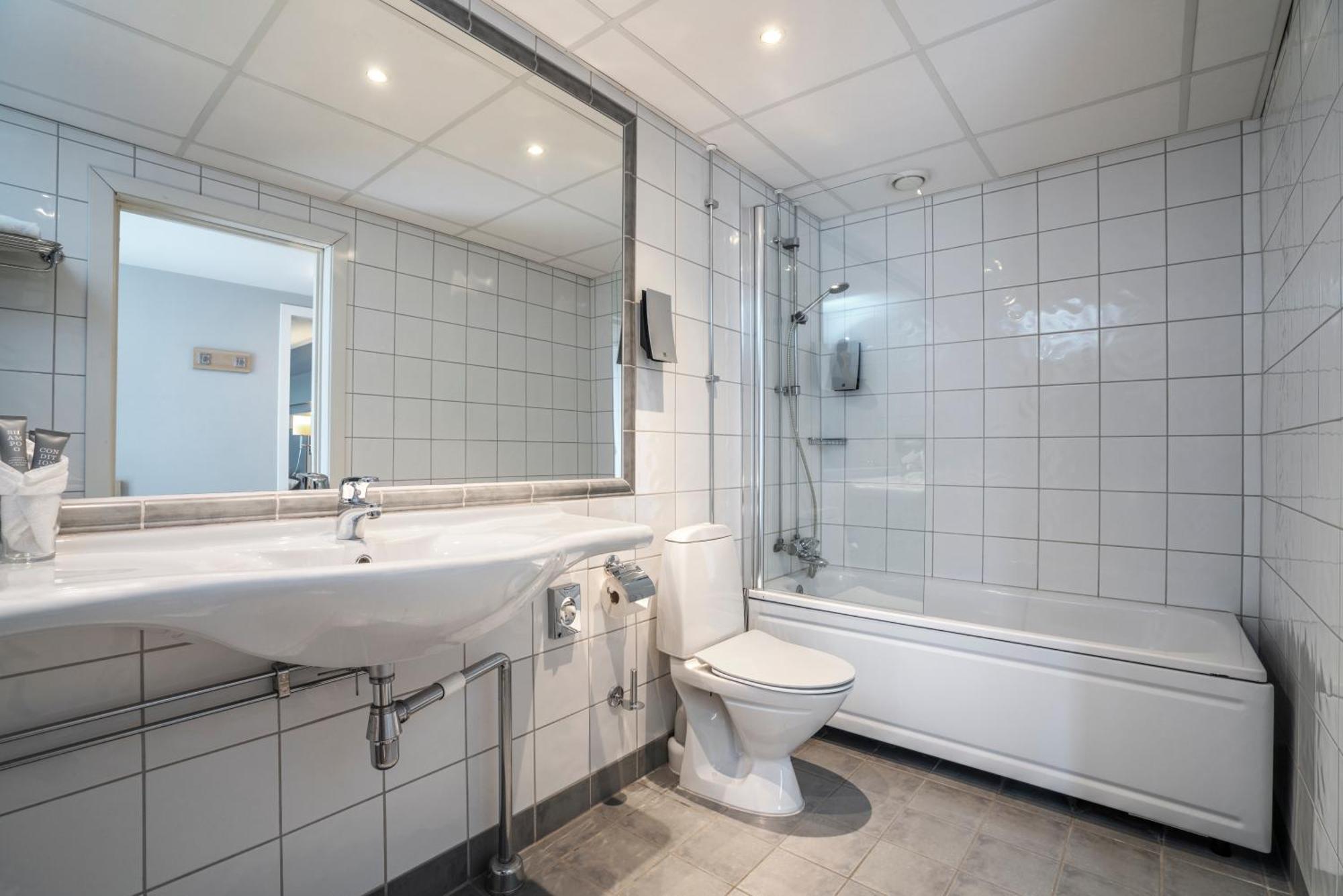 Thon Hotel Lillestrøm Dış mekan fotoğraf
